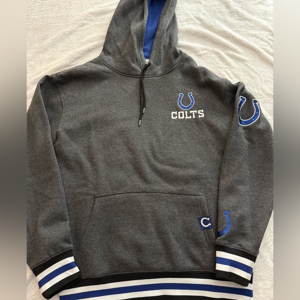 NWT NFL Indianapolis colts Gray Hooded Sweatshirt Size Small $85